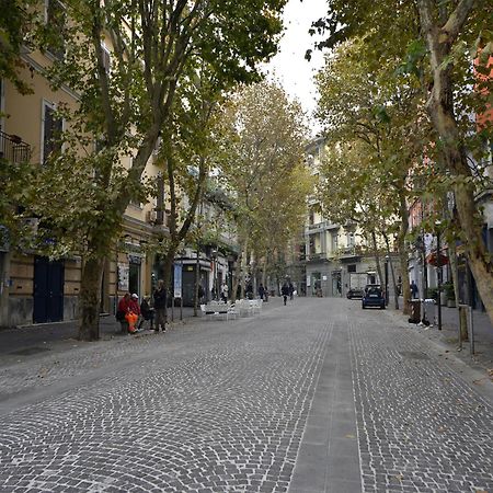 La Piazza Al Vomero Νάπολη Εξωτερικό φωτογραφία