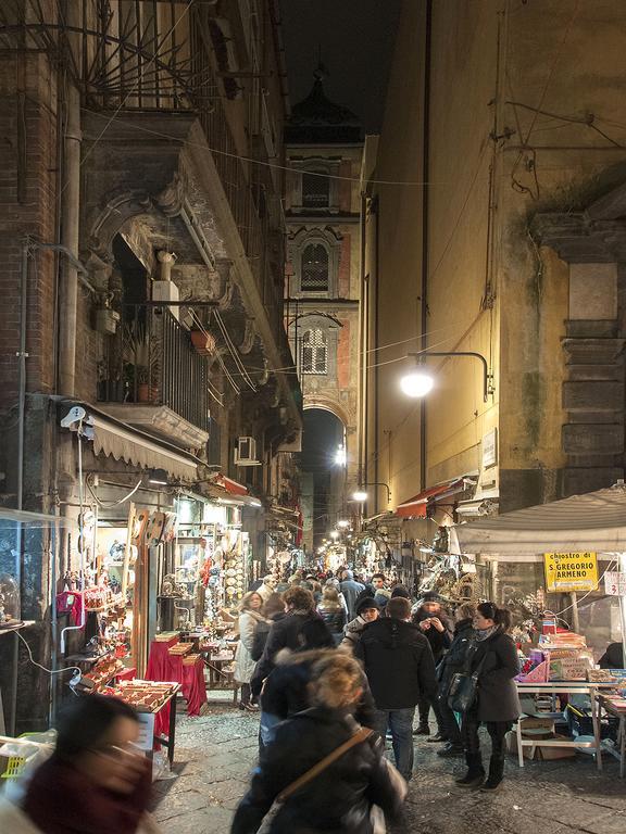 La Piazza Al Vomero Νάπολη Δωμάτιο φωτογραφία